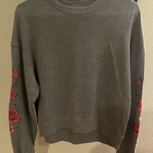 Woman’s Hollister sweat shirt size small